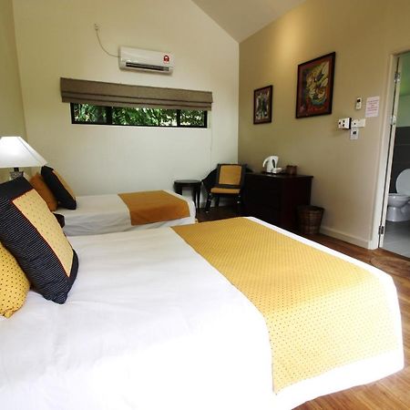 Hotel Mulu National Park Exterior foto